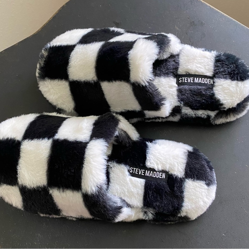 Steve Madden  NWOT